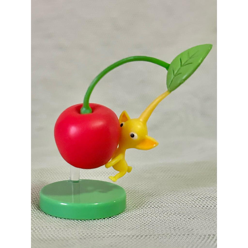มือสอง โมเดลจิ๋วปิกมิน Pikmin Cherry เชอร์รี่ ขนาด 4 ซม. นินเทนโด