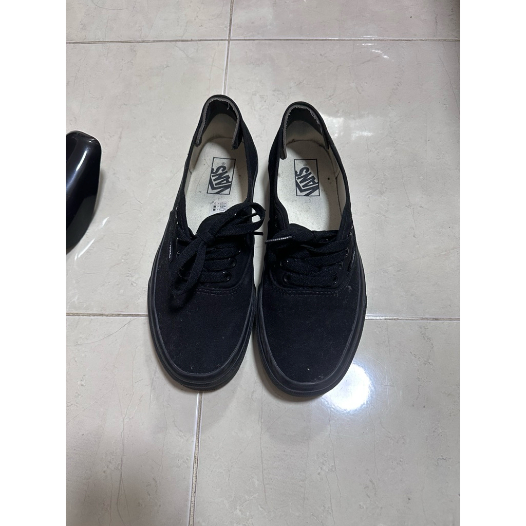VANS Authentic Black/Black รองเท้า ผ้าใบ VANS ชาย หญิง