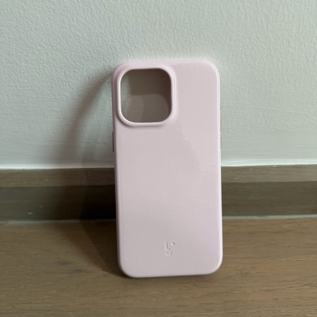 Used liknew THE LOCAL COLLECTIVE 15 Pro Max Case