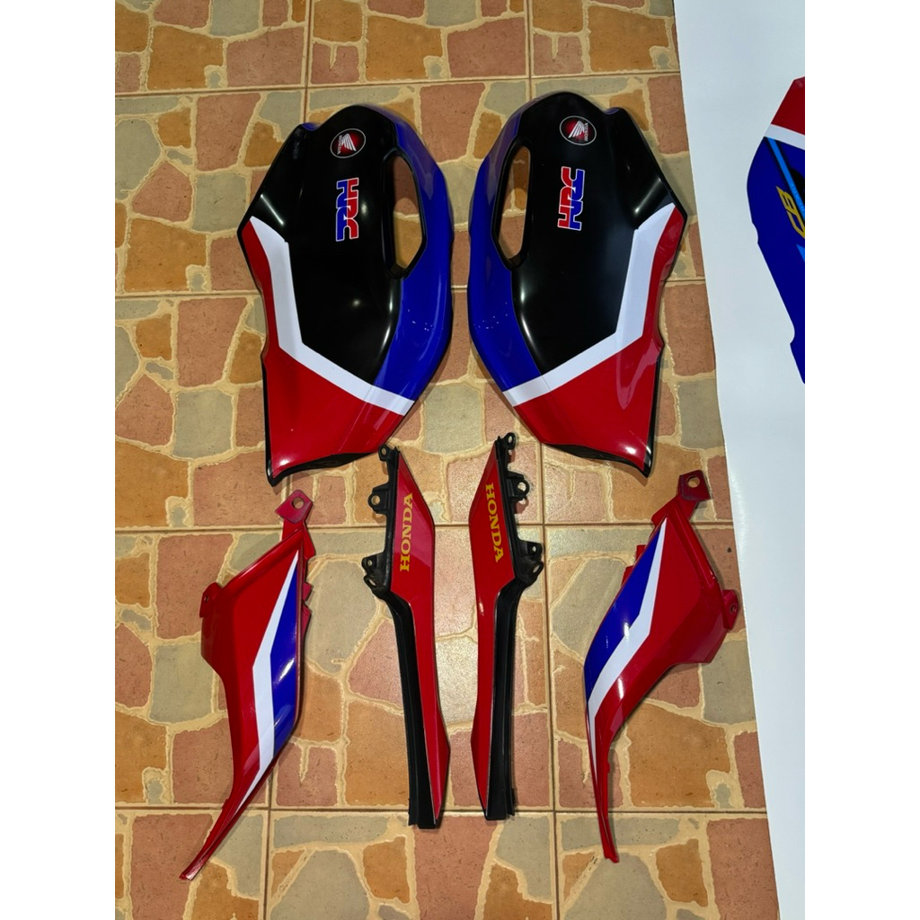 ชุดสี CB150R สติ๊กเกอร์ TriColor