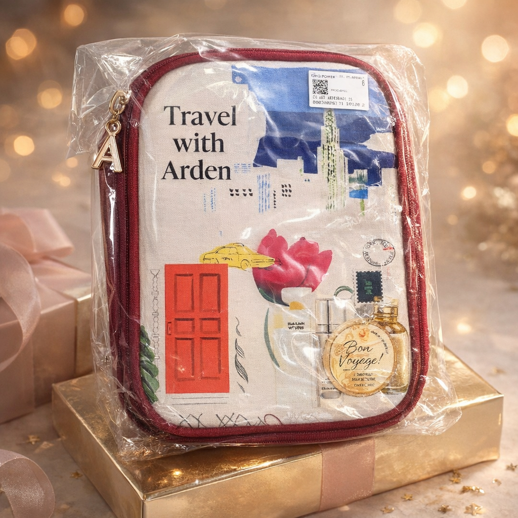 Elizabeth Arden Travel With Arden Bag
