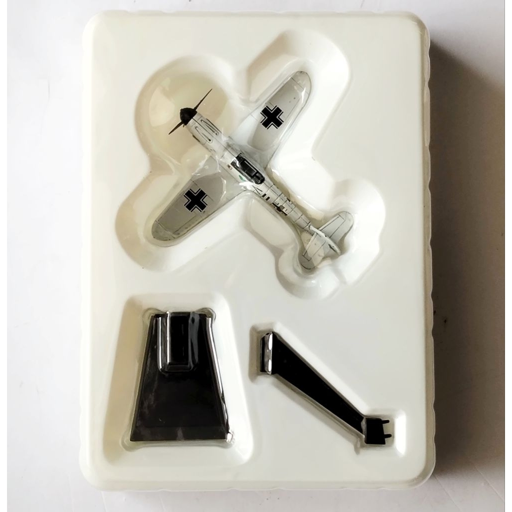 MESSERSCHMITT  Bf 109 F / TAKARA.2005