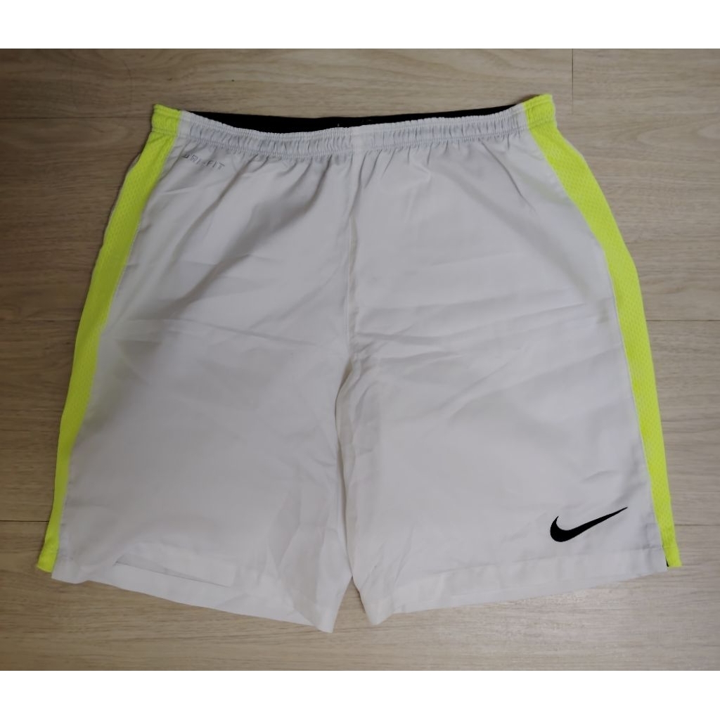 Nike Short Junior 2nd Hand