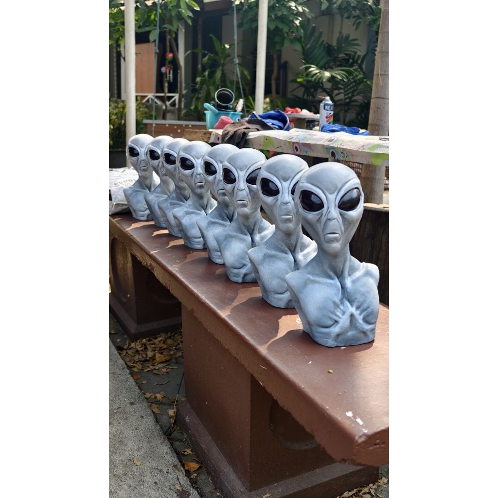 เอเลี่ยนมนุษย์ต่างดาวเผ่าพันธุ์ เกรย์ (Grey Alien)