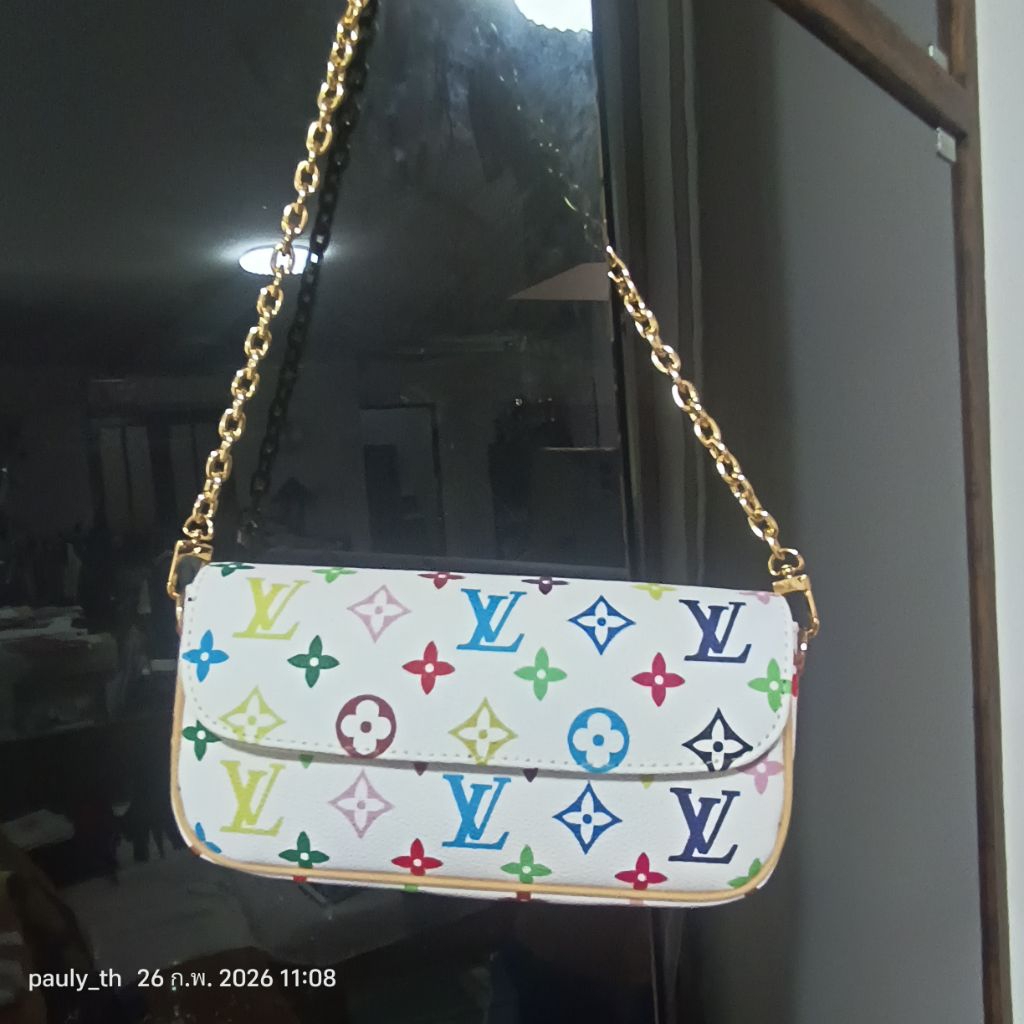Lv ivy monogram multicolour rare items good condition and good price