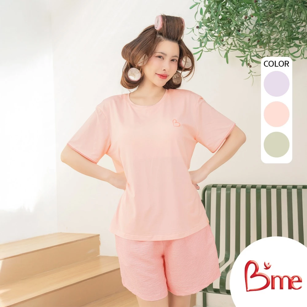 B'me ชุดเซ็ตรูปแบบเสื้อแขนสั้นคอกลม พร้อมกางเกงขาสั้น รุ่น ME8823 มี 3 สี สีม่วง สีเขียว สีโอลด์โรส M.3