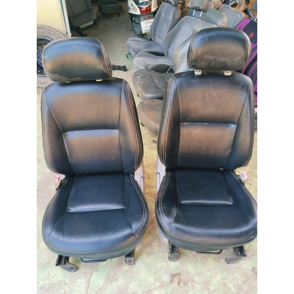 เบาะรถยนต์ดีเเมคปี02-11มือสอง