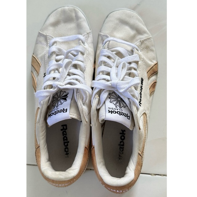 รองเท้าผ้าใบ Reebok รุ่น Classic ของแท้ 💯 มือสอง 41/26.5