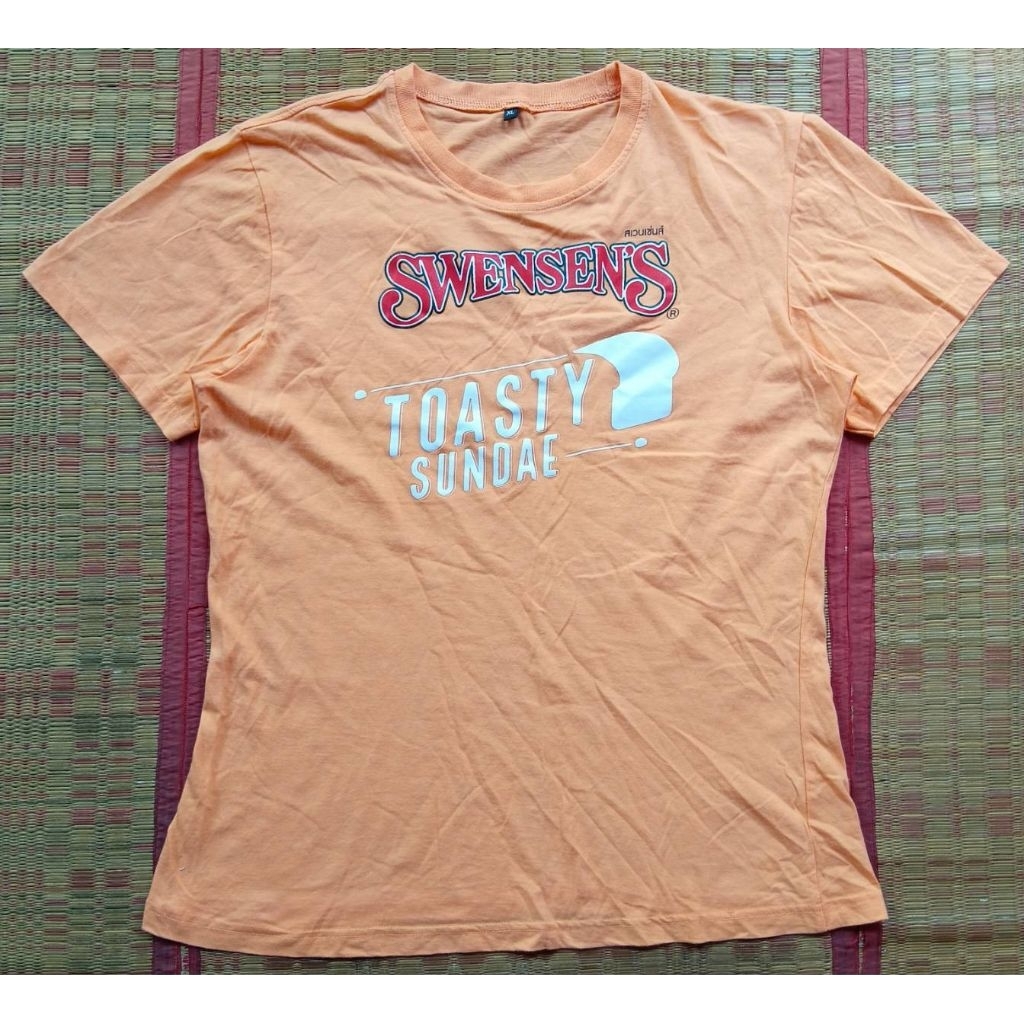 เสื้อเซอร์วิส Swensens