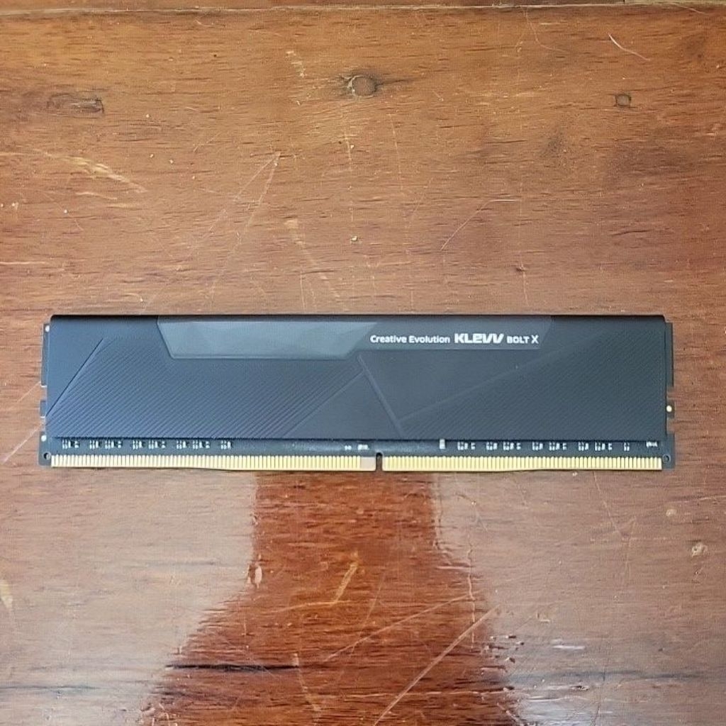 KLEVV BOLT X DDR4 16GB 3200 1.35V ส่งฟรี