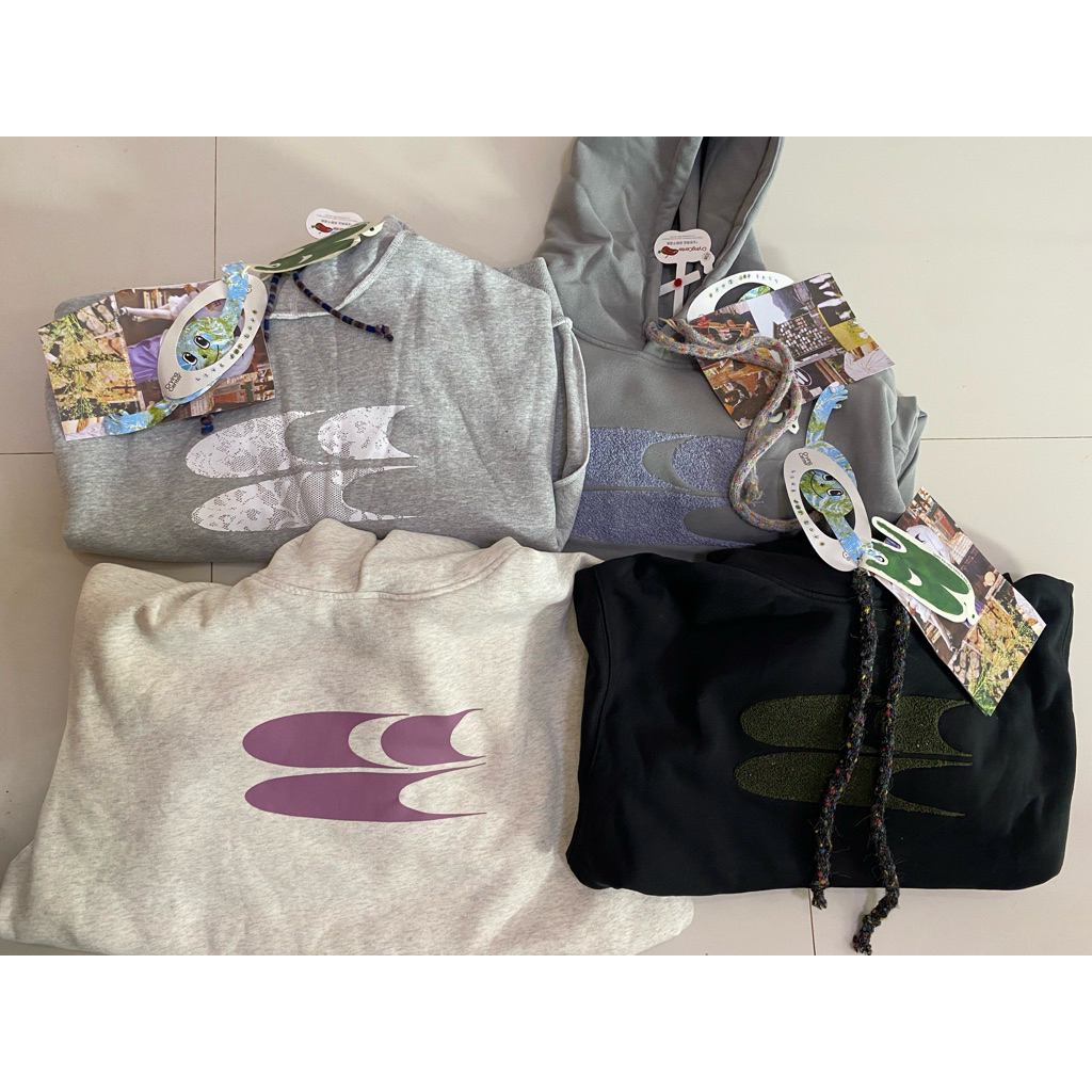 [พร้อมส่ง]Hoodie crying