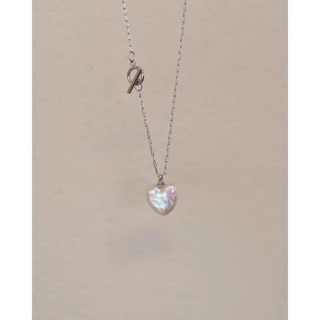 A.piece สร้อยมุกแท้ (waterproof) : [stainless steel] Baroque heart necklace