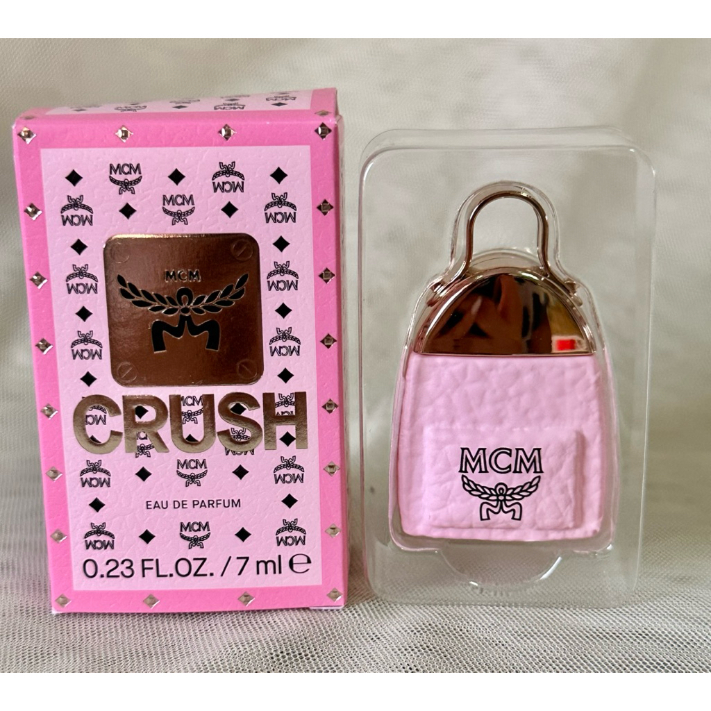 ของใหม่ น้ำหอม MCM crush สีชมพู 7ml ขวดจิ๋วพกพา ของแท้ กลิ่นหอมหวานลูกแพร์ค่ะ