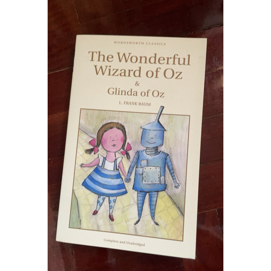 หนังสือ The Wonderful Wizard of OZ & Glinda of Oz ภาษาอังกฤษ มือสอง