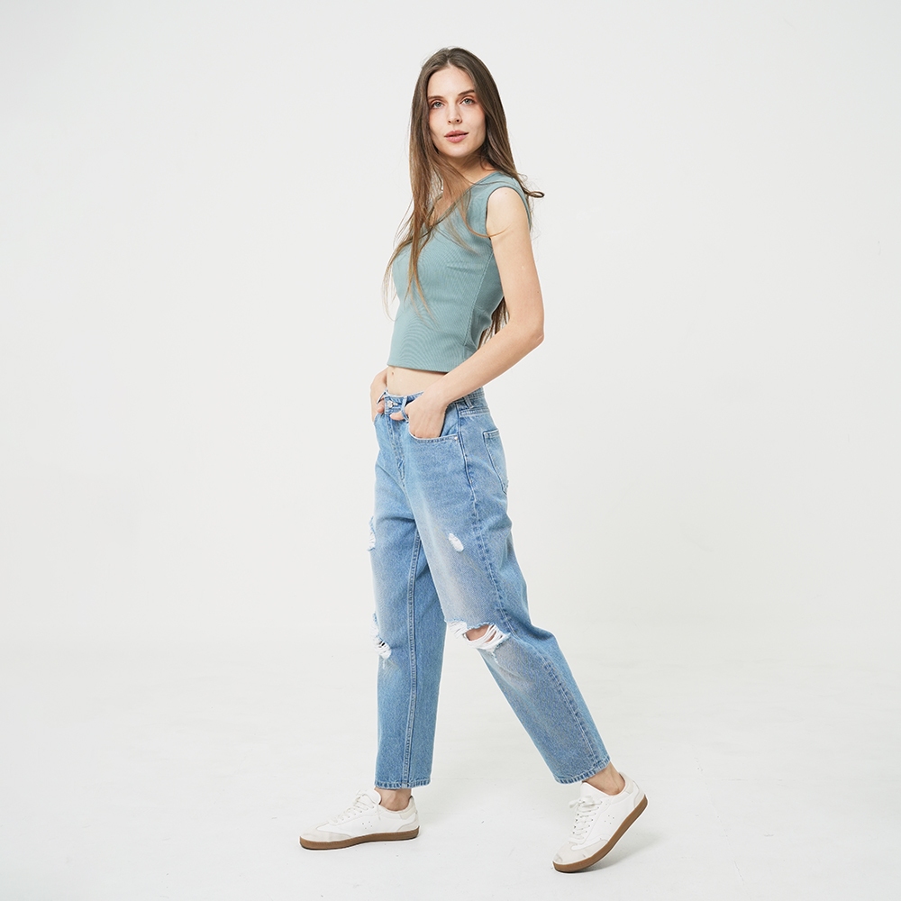DAVIE JONES WOMEN [BE FEARLESS] เสื้อยืดผู้หญิง Short Sleeve V-Neck T-Shirt สีเขียวอมเทา BA0021 ราคา ถูกที่สุด ดีลบีเคเค แกลเลอรีภาพที่ 5