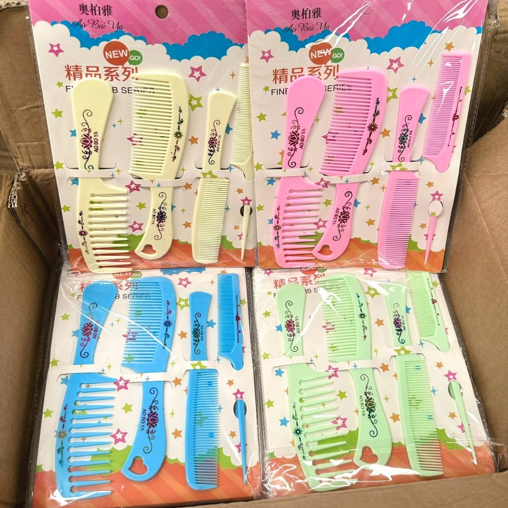 [ขายยกโหล12แพ็ค] ชุดหวี แพ็ค4ชิ้น หวีผม คละสี (รวมได้48ชิ้น)