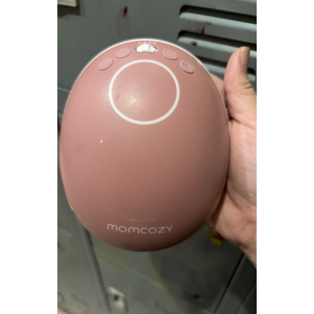 momcozy m9 มือสองนะคะ