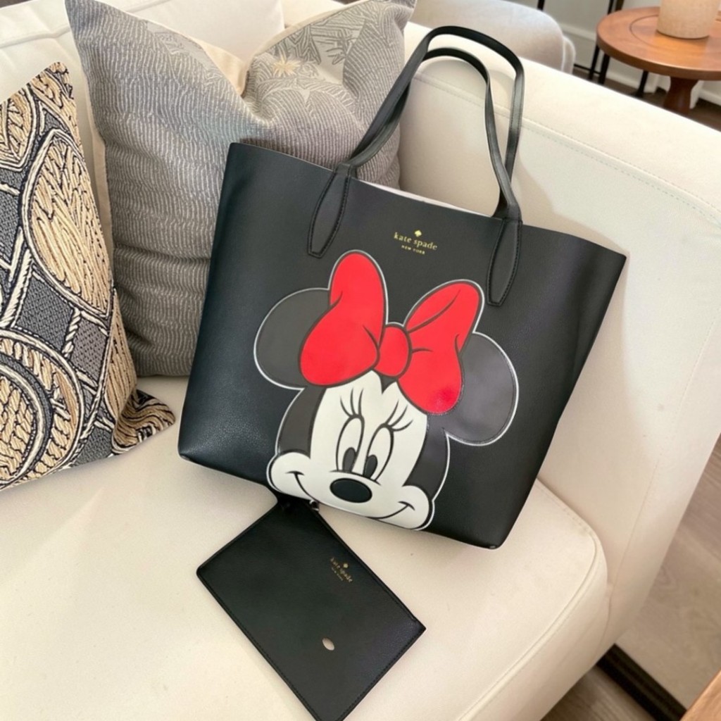KATE SPADE กระเป๋าสะพายไหล่ รุ่น X Kate Spade New York Reversible Minnie Large Tote มีสีให้เลือก