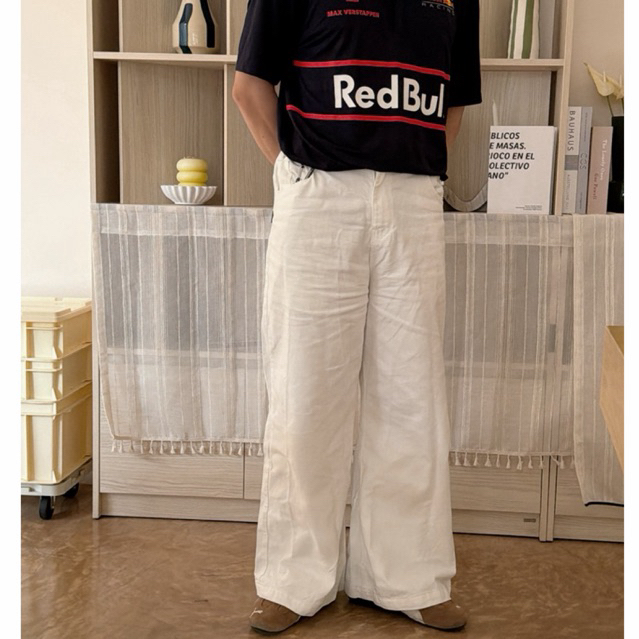 (พร้อมส่ง🔥) fitment กางเกงยีนส์ขาว ทรง kick flare เอว28-58“