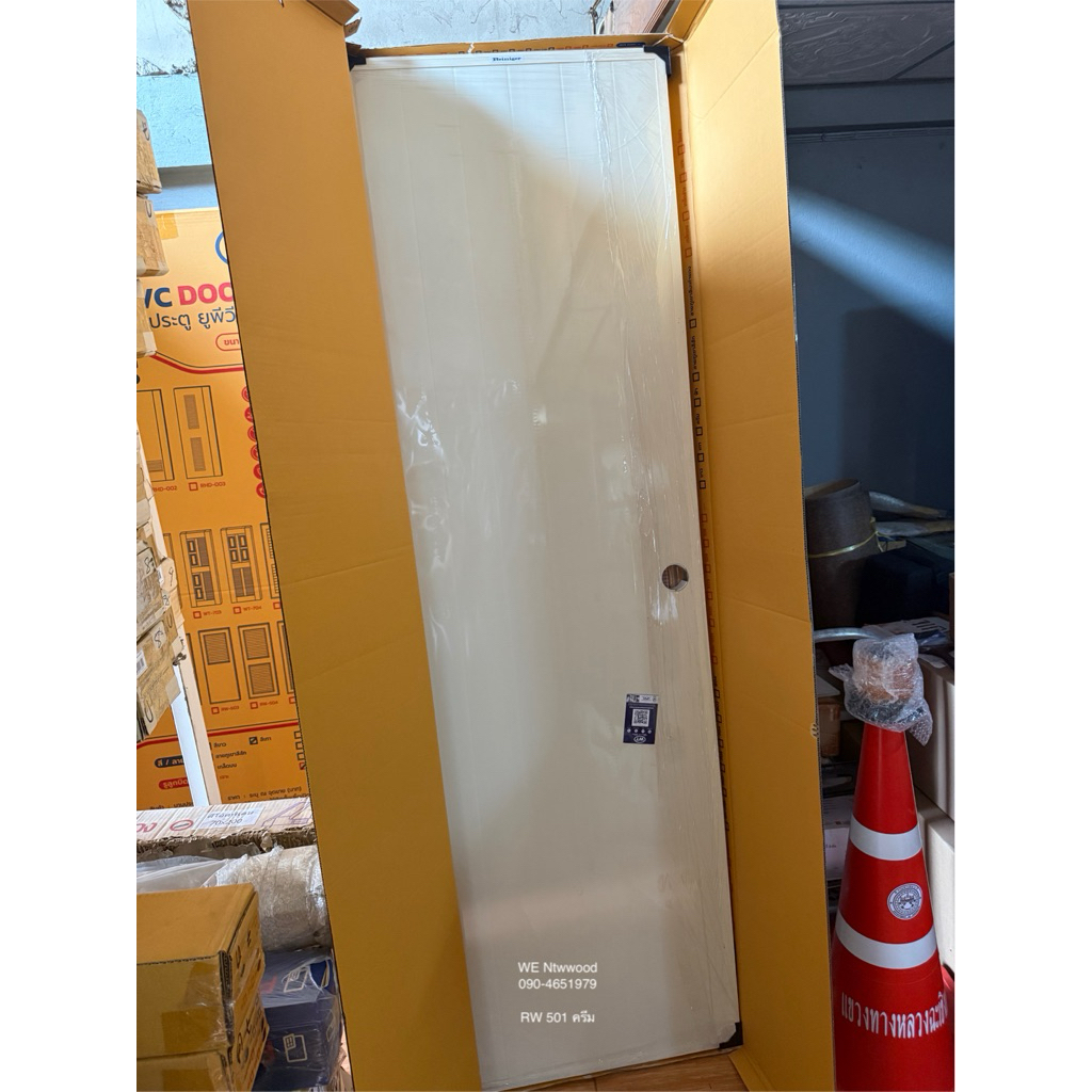 ประตู 60x200 ซม. uPVC บานทึบไม่มีเกล็ด  เจาะ/ไม่เจาะลูกบิด หนา ติดตั้งง่าย