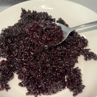 ข้าวแบล็คเบอร์รี่ 1 กก. Blackberry Rice ข้าวสีแท้ ข้าวหุงนุ่ม อร่อย ข้าวเพื่อสุขภาพ ข้าวคุณภาพสำหรับครอบครัว