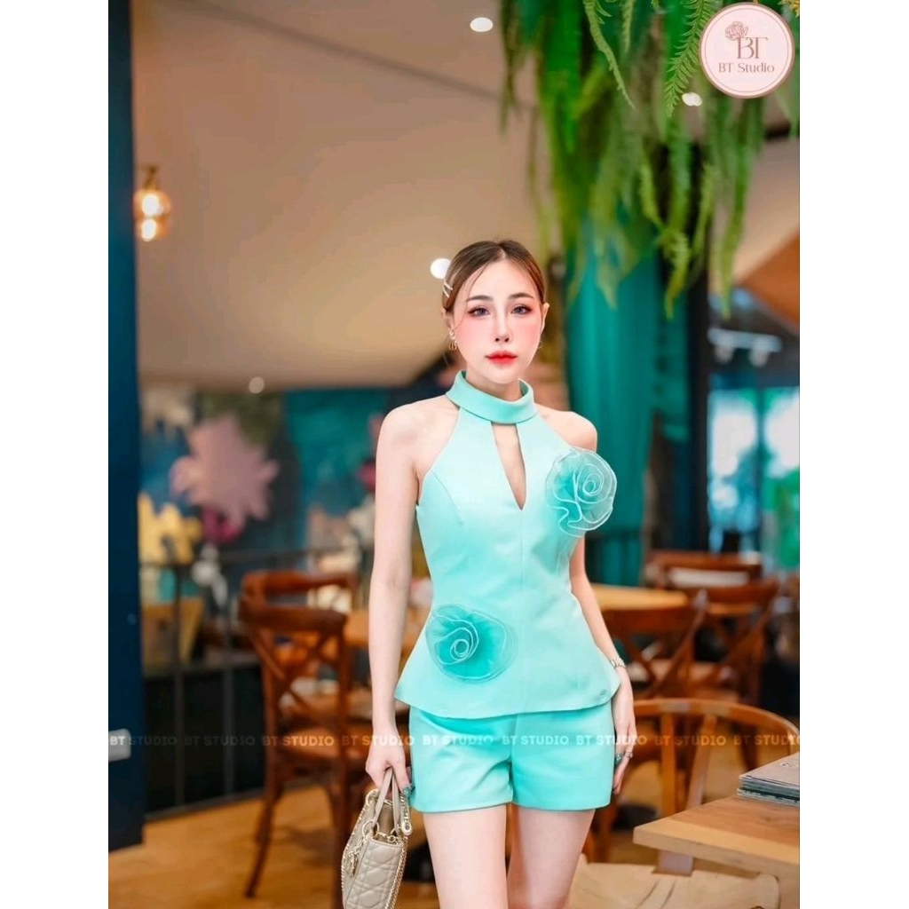 BT - Studio (BT 02-00355) ชุดเซ็ท เสื้อ + กางเกง ตกแต่งดอกไม้