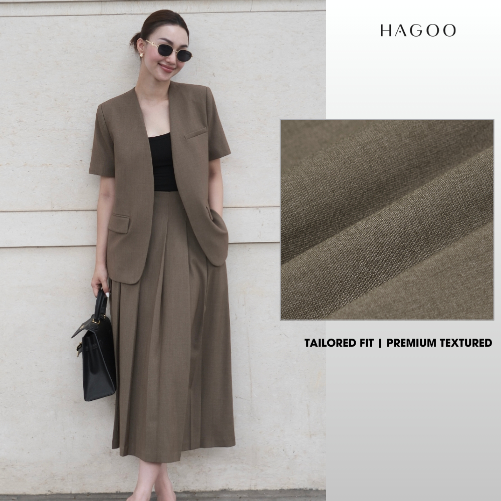HAGOO เซ็ต Blazer & Vest & กางเกงจีบ & กระโปรงพลีท สี น้ำตาล ลุคสุภาพหรู สำหรับสาวออฟฟิศ [B617- A615 – CV619 – Q585] – โปรปัง