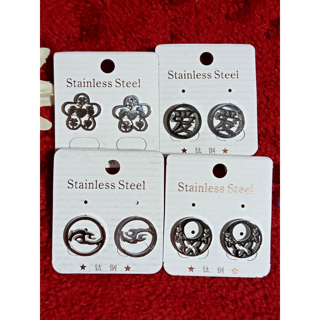 (381)ต่างหูแฟชั่นสไตล์จีน ต่างหูความหมายดีๆ สแตนเลสแท้มีลวดลาย มี 4 แบบให้เลือก