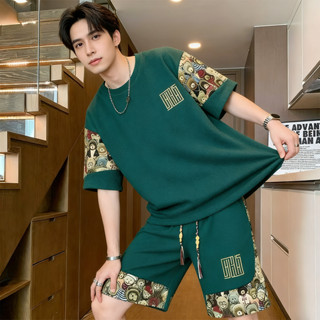 ชุดกีฬาสีเขียวลายหมี ผ้านุ่มใส่สบาย เหมาะวันหยุดออกไปเที่ยวห…