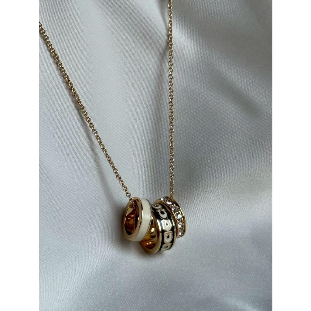 พร้อมส่งสร้อยคอ   Signature Enamel Rondell Necklace Gold /Black