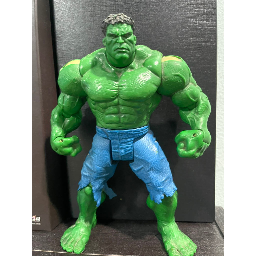 the incredible Hulk 2003 Toy biz action figure 1/12 toybiz marvel