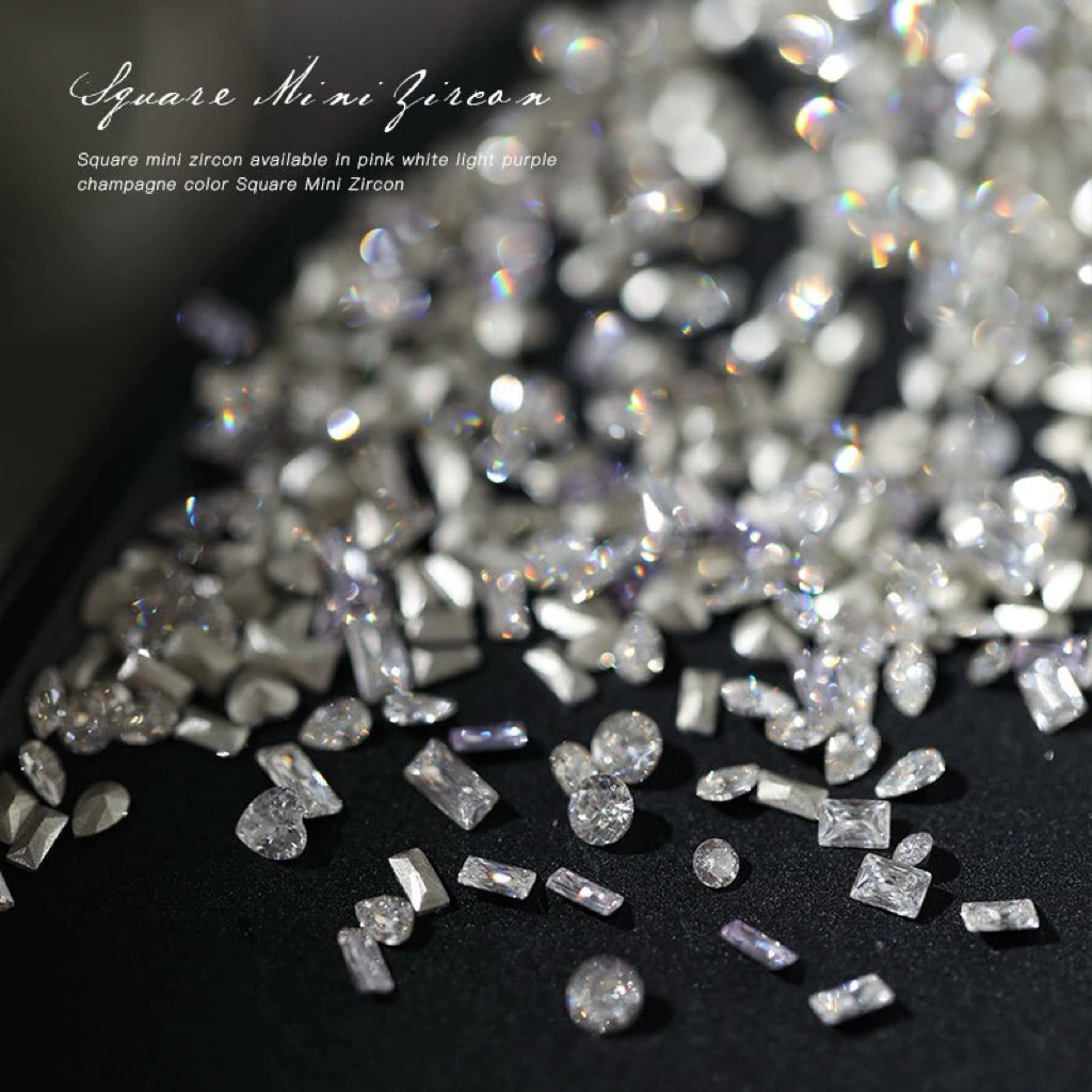 เพชรคริสตัล Square Mini Zircon วิบวับเหมือนเพชรแท้เม็ดเล็ก ทรงสี่เหลี่ยม สวยหรู ติดเล็บ ตกแต่งงาน DIY ได้หลากหลาย 50ชิ้น