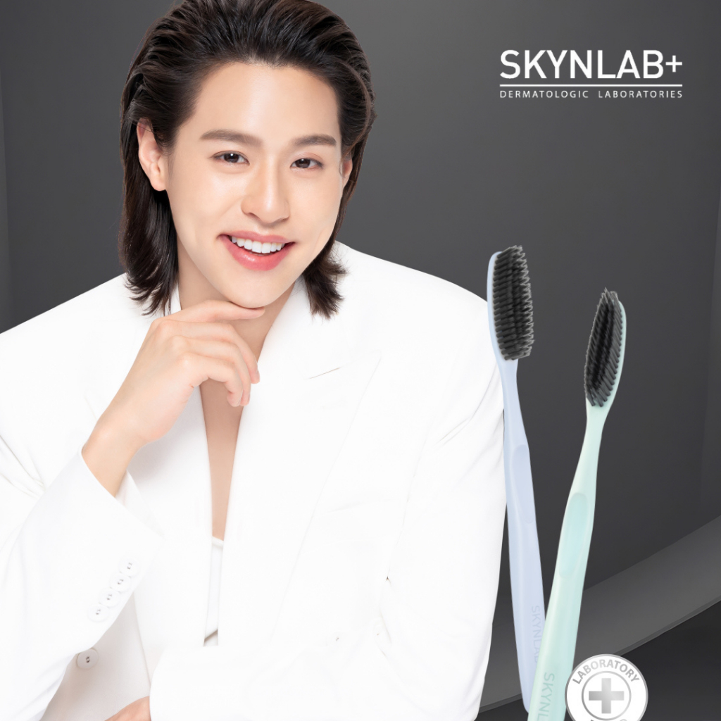 SKYNLAB แปรงสีฟันพรีเมี่ยมชาร์โคลลองเฮด สกินแล็บ คละสี