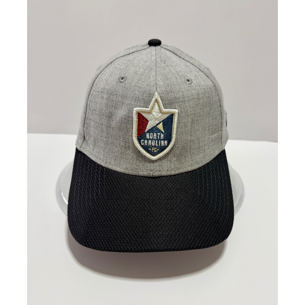 หมวกมือสอง New Era 39THIRTY – North Carolina FC