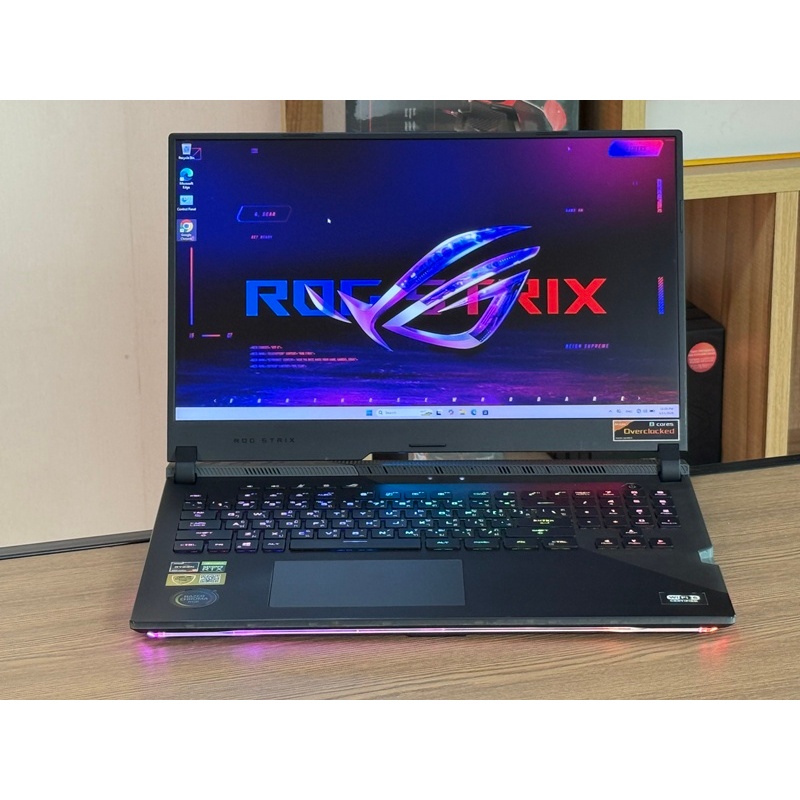 Asus ROG Strix Scar 17 G743QS-HG254T AMD Ryzen 9 5900HX SSD1TB RAM32GB  NVIDIA GeForce RTX 3080 (8GB