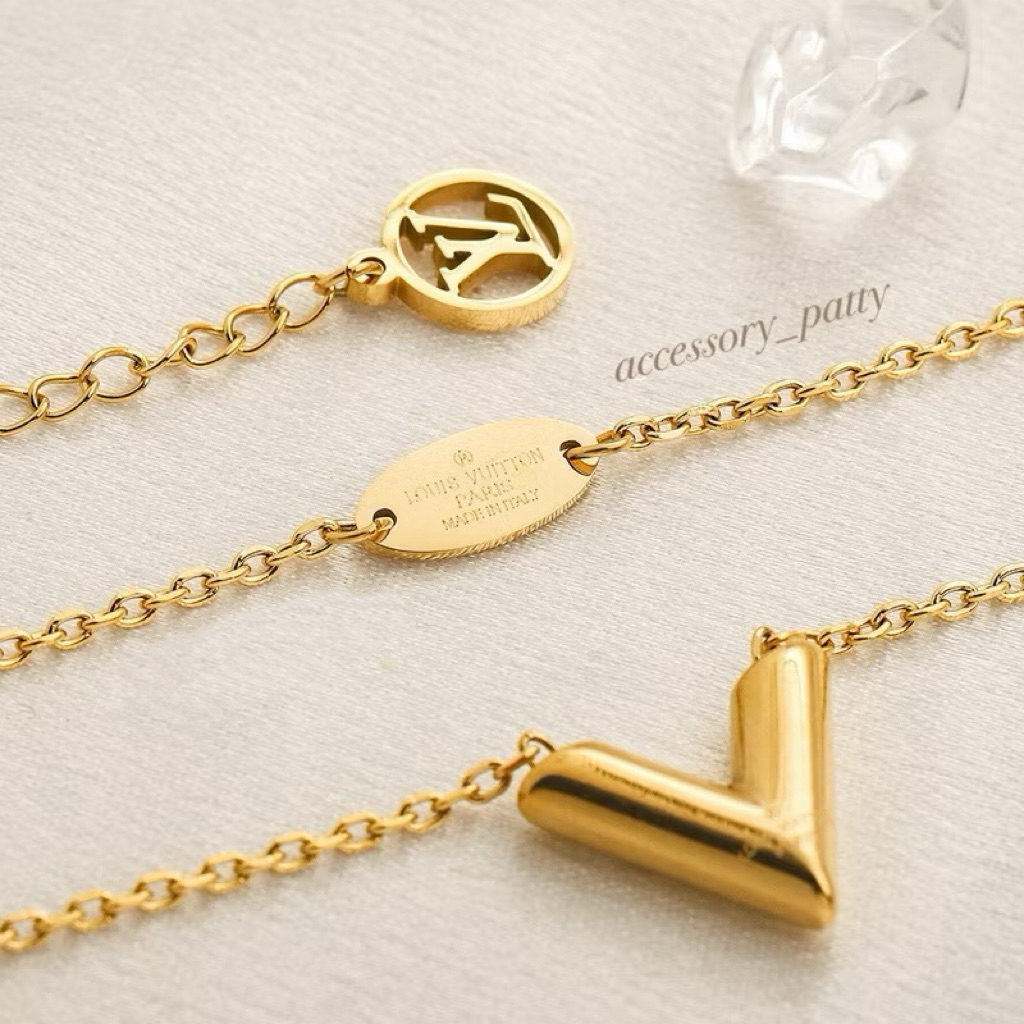 ✨สร้อยคอสแตนเลส รุ่นL-v02 งานสวยตรงปกค่ะ ใส่สวยแบบเรียบหรูค่ะ