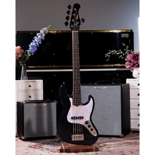Gusta Roadster J325-5 เบสไฟฟ้า 5 สาย ประกันศูนย์ Music Arms