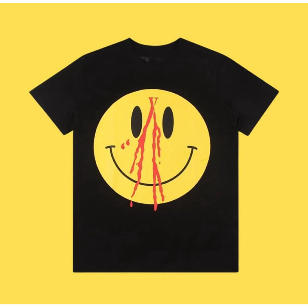 Vlone Smiley Face Tee Black 1,700.- from 2,100.-🪽 ( อก 44 ยาว 28 ) พร้อมโอนลดได้