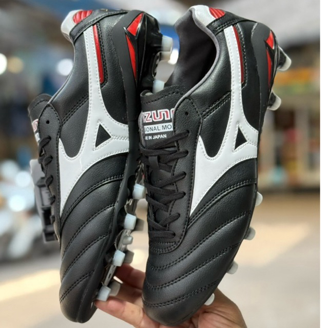 รองเท้าฟุตบอล MIZUNO MORELIA II JAPAN มีบริการเก็บเงินปลายทาง พร้อมส่ง 1-2 วันถึงแถมฟรี ถุงผ้า ดันทรง กล่อง