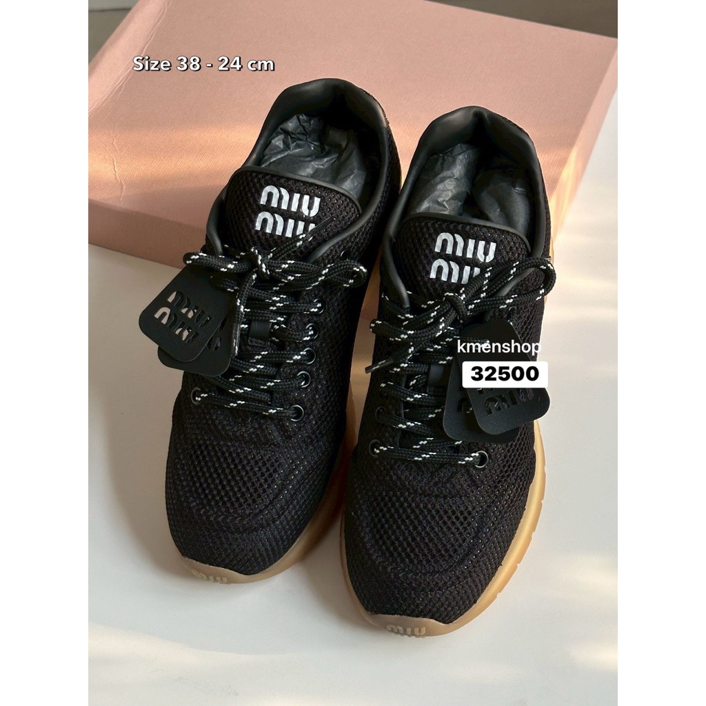 New รองเท้า Miumiu  พร้อมส่ง