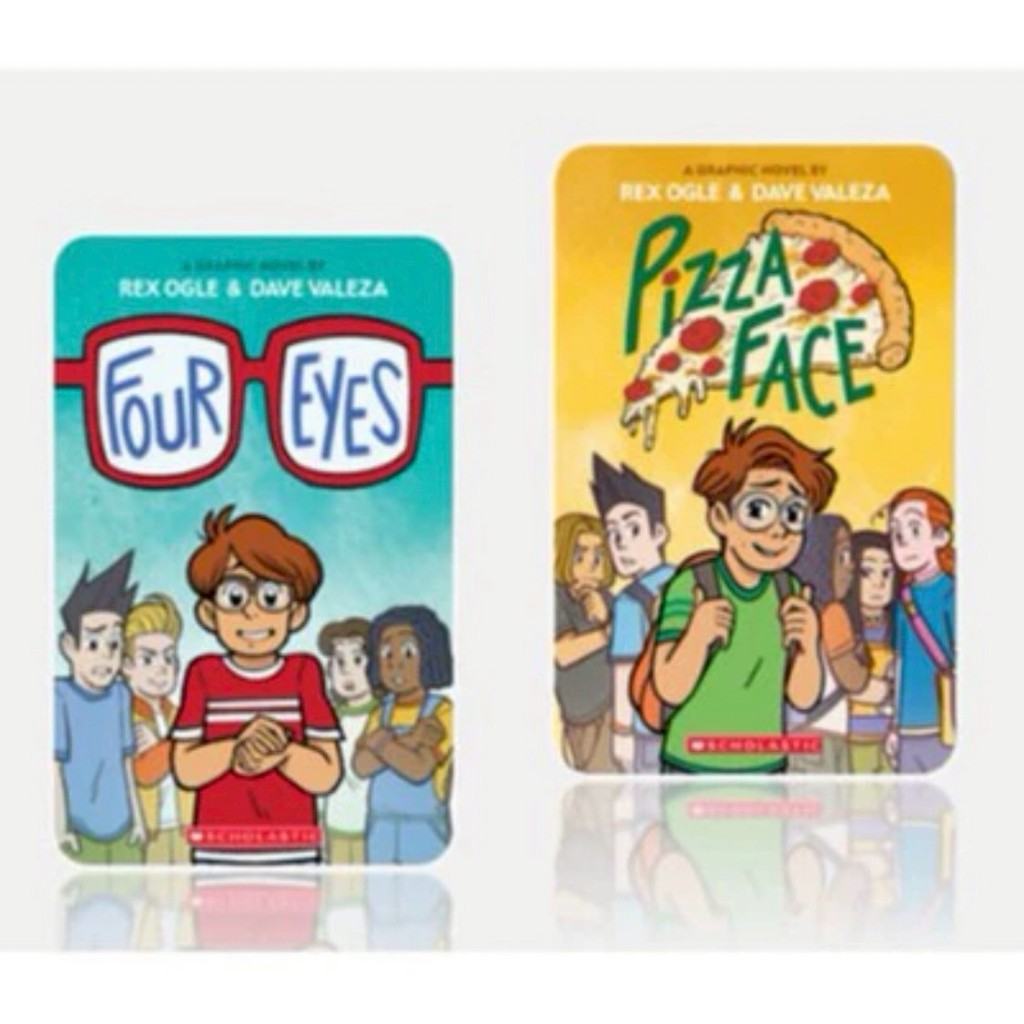 (พร้อมส่ง) Four Eyes & Pizza Face (Set 2 เล่ม) การ์ตูนภาษาอังกฤษ Graphic Novel เรื่องราวชีวิตสุดฮาและอบอุ่นใจ สำหรับเด็ก
