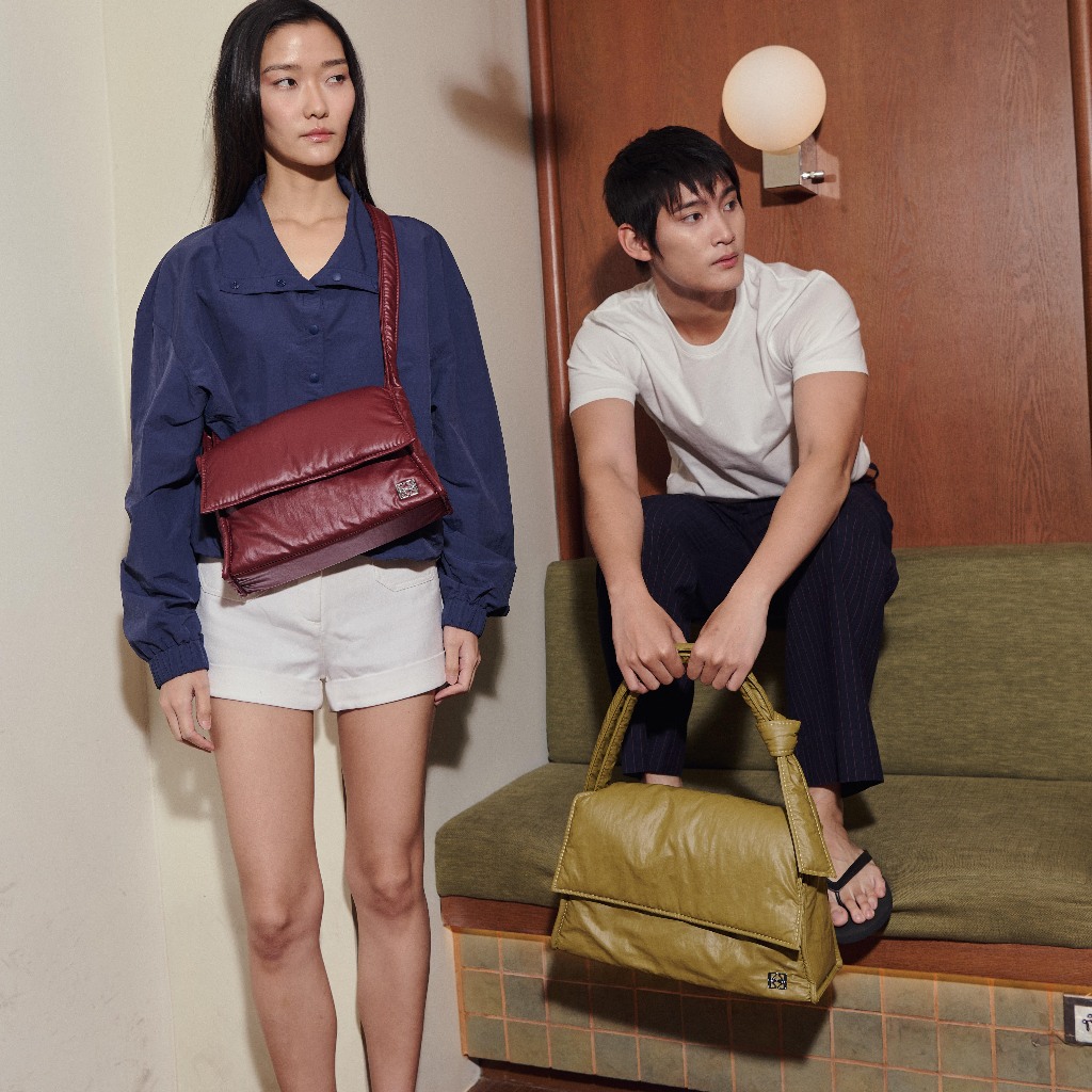AN-A-ERA (JIRA STUDIO) - Bay V.2 Crossbody Bag กระเป๋าสะพายผ้าไนลอนกันน้ำ