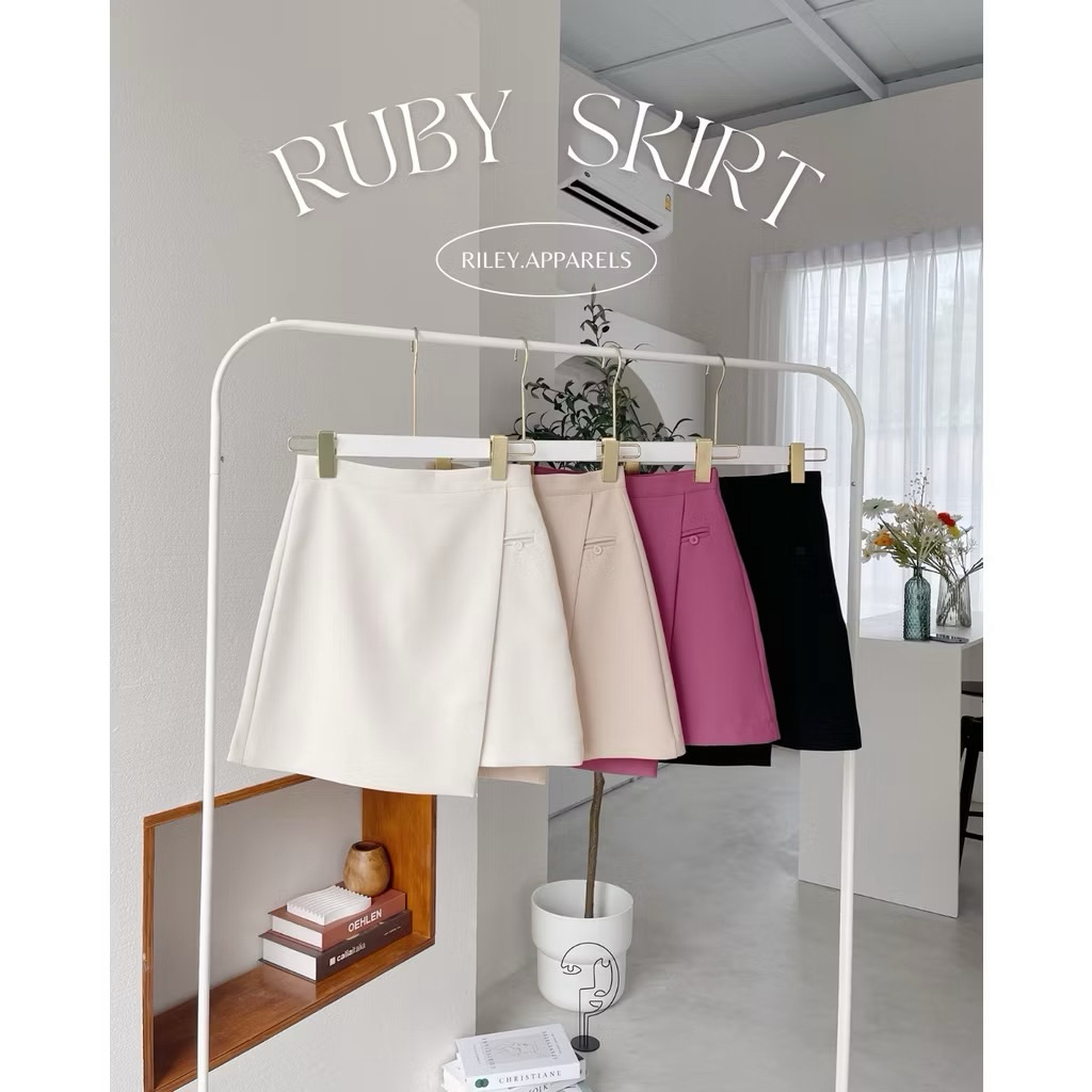 Riley apparel ruby skirt (used)