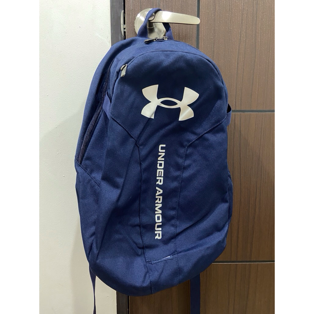 กระเป๋า under armour มือสอง