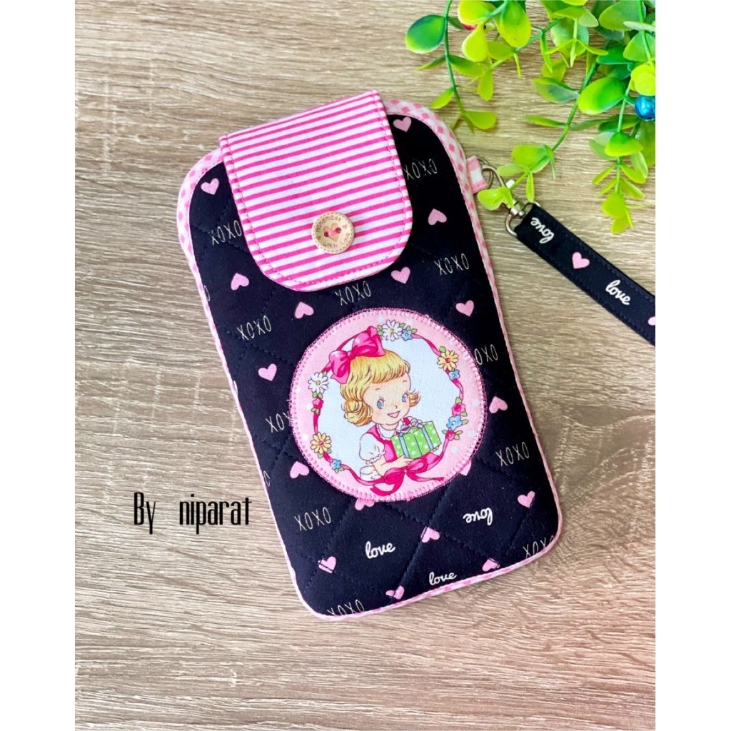 กระเป๋าสำหรับใส่มือถือ​ ใส่บัตร​ ใส่แบ้งค์​ ใส่เหรียญได้ลายน่ารักๆๆๆ​ สั่งทำได้ กระเป๋า​ Handmade