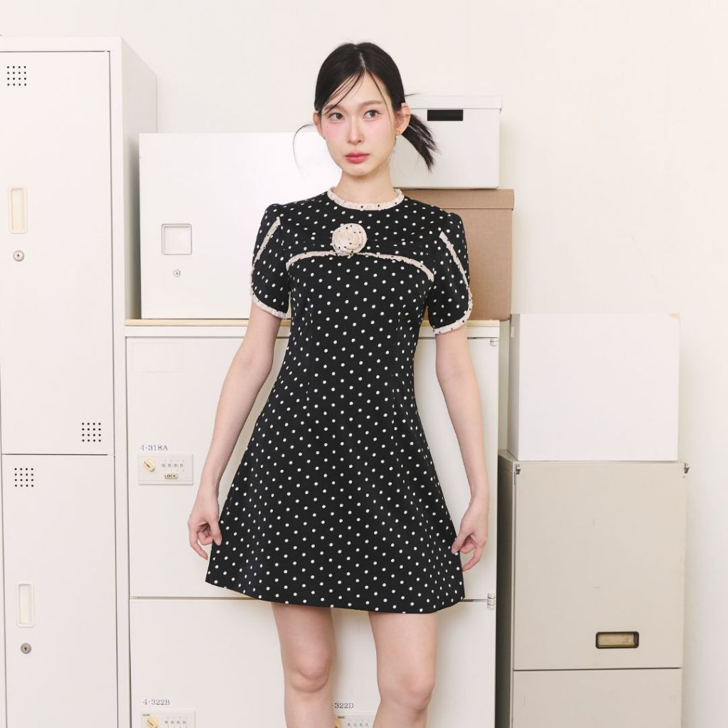 La Mignonne (XS-5XL) Opal Mist Dress เดรสใส่ทำงานลายจุด งานแขนดอกทิวลิป ตกแต่งโบว์งานซิบหลัง ใส่สวยดูมีสไตส์