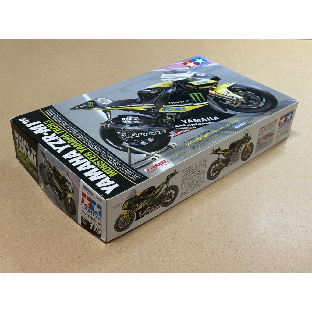 Tamiya - 14119 Yamaha YZR-M1 ´09 Monster Yamaha Tech 3