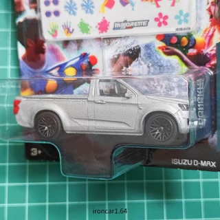 โมเดลรถ majorette Isuzu dmax รถกระบะ สีบอร์น ล้อยาง