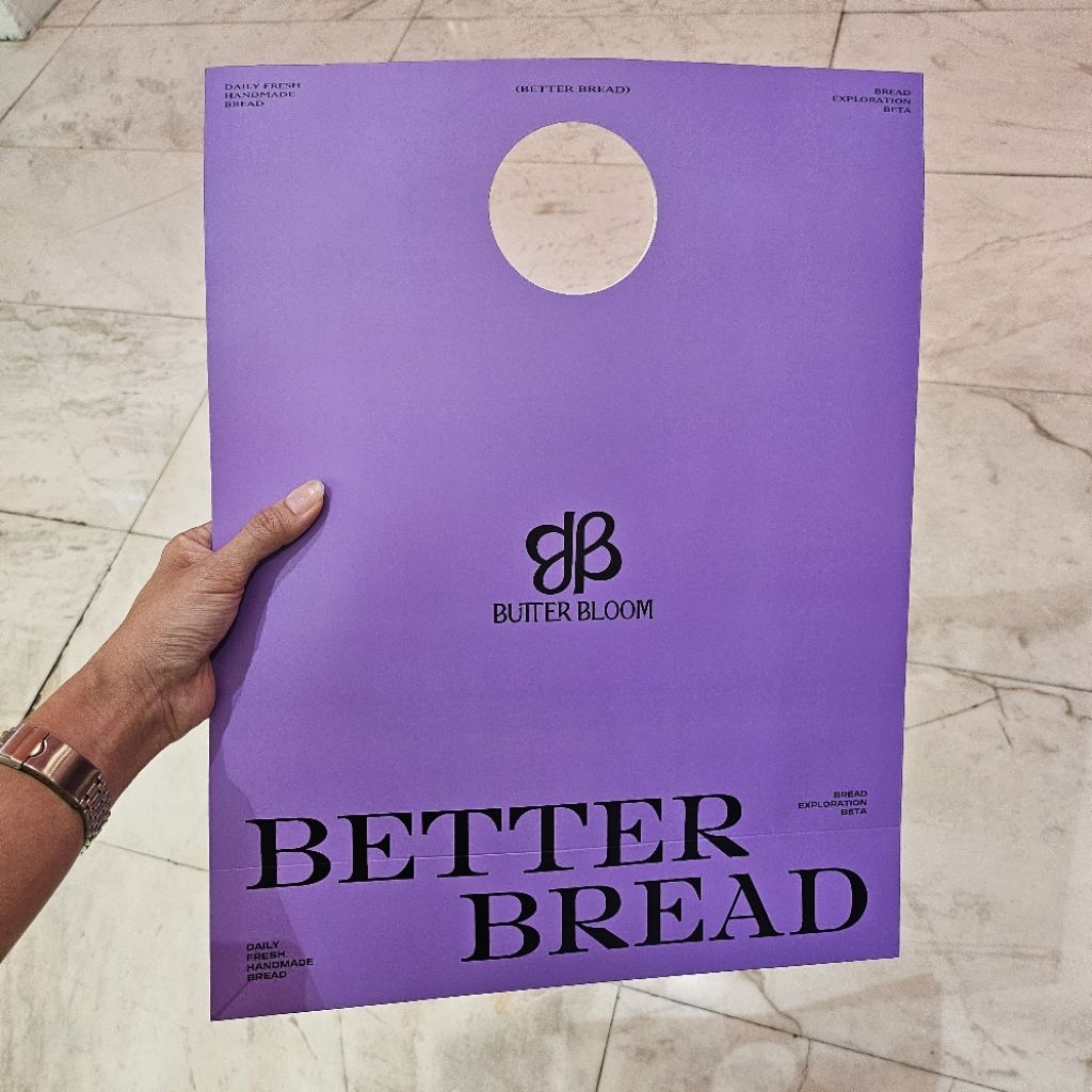 Monchhichi the mall Paragon Paper bag Uniqlo ถุงกระดาษ ถุงของขวัญ ห้างหรู Emquartier Central pop mar