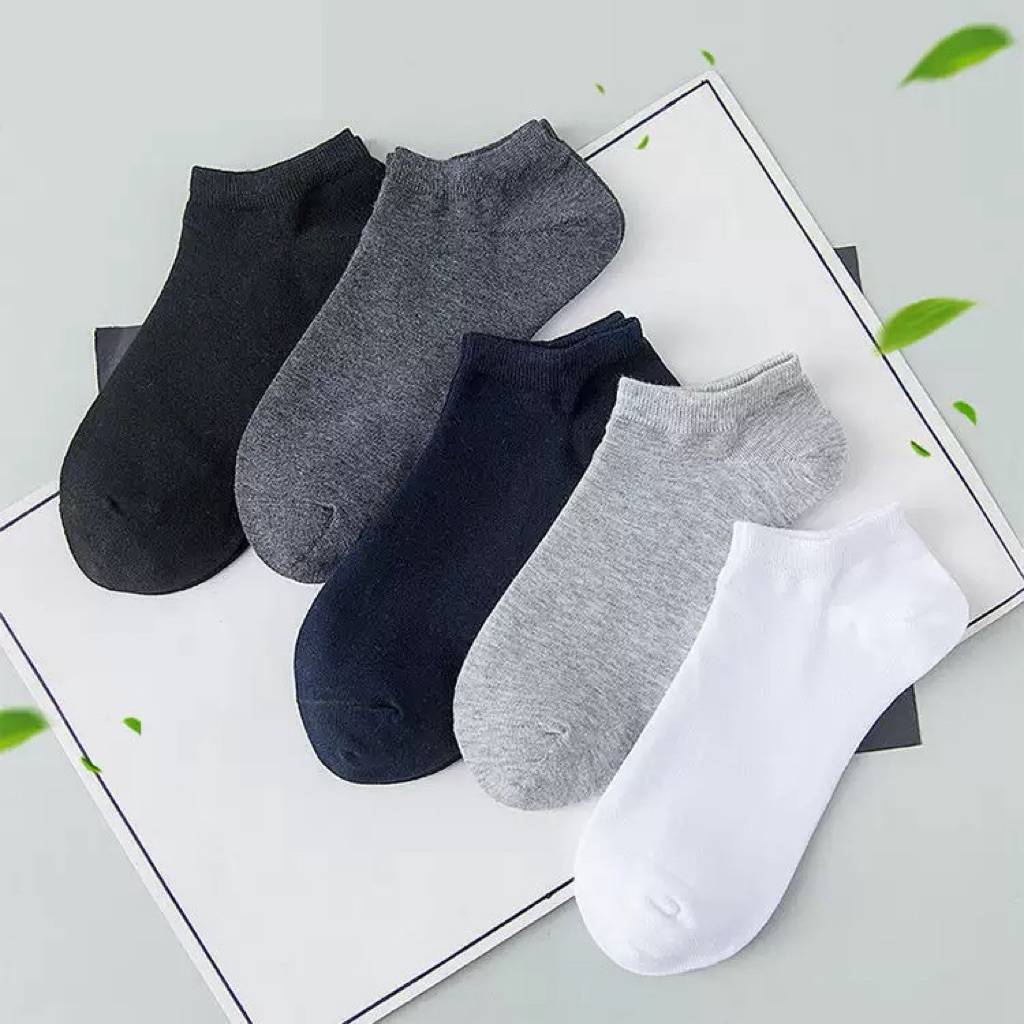 พร้อมส่ง!!ถุงเท้าข้อสั้นสีพื้น เนื้อนุ่มสบายเท้า ฟรีไซต์